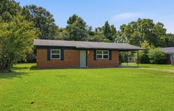 3631 Sharon Rd, Laurel-County, MS 39443