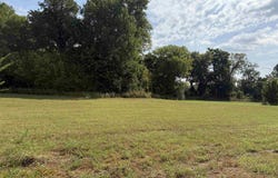 32 Upper Yorktown Drive, Locust Grove, AR 72550