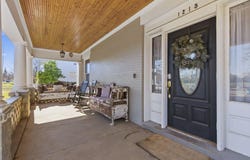 1215 N Benton Avenue, Springfield, MO 65802