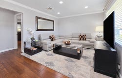 678 Clinton Ave, Uniondale, NY 11553