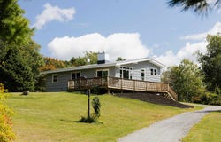 21 Split Oak Circle, Chesterfield, NH 03443