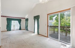 864 N Shady Oaks Drive, Elgin, IL 60120
