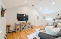 9 Middle Cross, Shoreham, NY 11786
