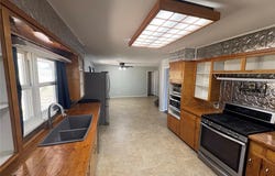 1020 Walnut Street, Cabool, MO 65689