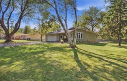 210 Lakeview Drive, Spicer, MN 56288