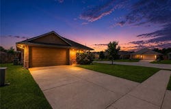 1297 Cottage Grove Circle, Bryan, TX 77801