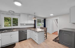 36 Upland Ave, Webster, MA 01570