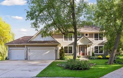 19015 31st Avenue N, Plymouth, MN 55447
