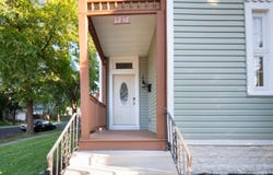 1237 Laidlaw Avenue, Cincinnati, OH 45237