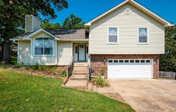 97 Emerald Drive, Maumelle, AR 72113