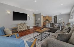 224 E Lloyd St, Milwaukee, WI 53212
