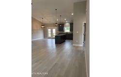 214 Mossy Rock Rd, Clinton, TN 37716