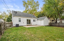 843 Spruce Street, Aurora, IL 60506