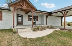 9168 S 428, Chouteau, OK 74337