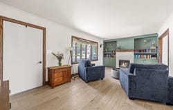 333 E 6th St, Solon, IA 52333