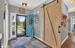 8308 Peninsula Circle, Grand Blanc, MI 48439