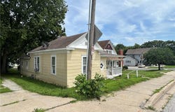 525 S Crysler Avenue, Independence, MO 64052
