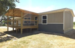 700 AVERY CIR, Poteet, TX 78065
