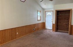 705 Clearview Dr, Dravosburg, PA 15034
