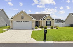 1077 Lizzie Ln., Surfside Beach, SC 29575