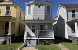 1015 Garfield St, McMechen, WV 26040