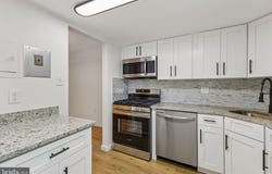 1554-1A NORTHGATE Square, RESTON, VA 20190