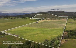 766 Meridian Road, Eagle Point, OR 97524