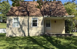 26 Browning Lane, Valley Bend, WV 26293