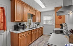 59 Lynn Ave, Cheraw, SC 29520