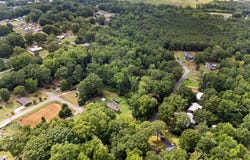 Lakewood Dr, Clinton, SC 29325