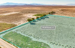 E Pursel Lane, Yerington, NV 89447