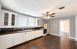 1100 E 12th Street, Thibodaux, LA 70301