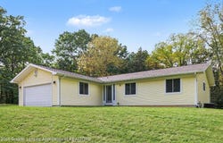 5816 W Britton Road, Perry, MI 48872