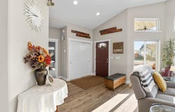 930 Applewood Dr, Buhl, ID 83316