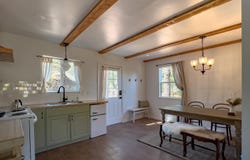 41916 Yosemite Pines Dr, Oakhurst, CA 93644