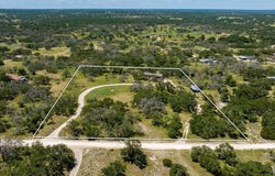 429 Spanish Oak Trail, Harper, TX 78631
