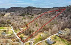 2942 Miller Rd, Powell, TN 37849