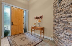 3034 N HOLLADAY Dr, Cornelius, OR 97113