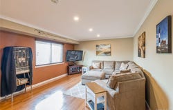 48 Pointe Cir S, Coram, NY 11727
