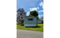 4 Evergreen St, Bath, NY 14810