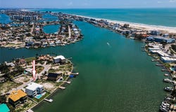 43 DOLPHIN Drive, TREASURE ISLAND, FL 33706