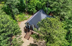 422 EAGLE MOUNTAIN Trail, Broken Bow, OK 74728