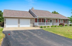W3082 WHITEPINE Drive, APPLETON, WI 54915