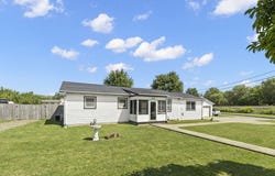 223 E North St., Crestline, OH 44827