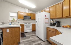 1221 MONROE St, Lafayette, OR 97127