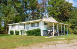 780 COUNTY ROAD 1, Lynn, AL 35575