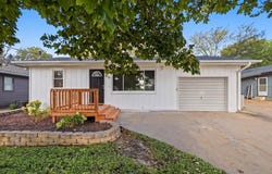 810 N Vine, Glenwood, IA 51534