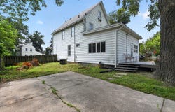 1535 13th Avenue, Moline, IL 61265