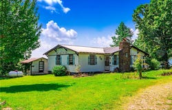 10531 NC 8766, Deer, AR 72628