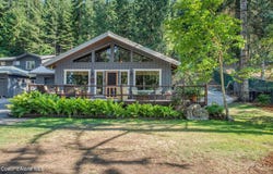 4676 E Hayden Lake Rd, Hayden, ID 83835
